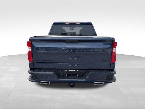 Used 2022 Chevrolet Silverado 1500 RST w/ LPO, Blackout Package AWD/4WD image 16