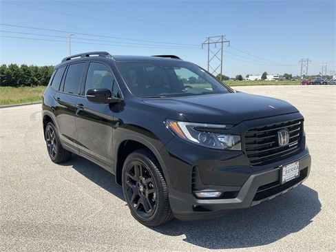 Certified 2024 Honda Passport Black Edition image 12