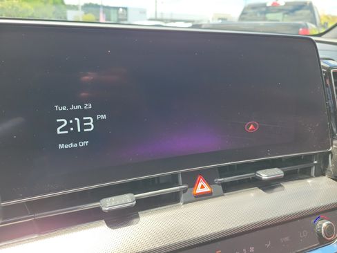Used 2024 Kia Sportage SX FWD image 28