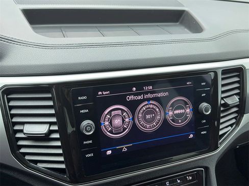 Used 2023 Volkswagen Atlas Cross Sport SEL Premium R-Line image 30