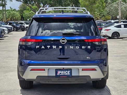 Used 2024 Nissan Pathfinder SL w/ SL Premium Package FWD image 7
