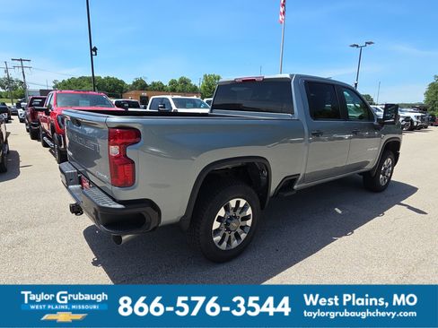 New 2026 Chevrolet Silverado 2500 Custom w/ Custom Value Package AWD/4WD image 9