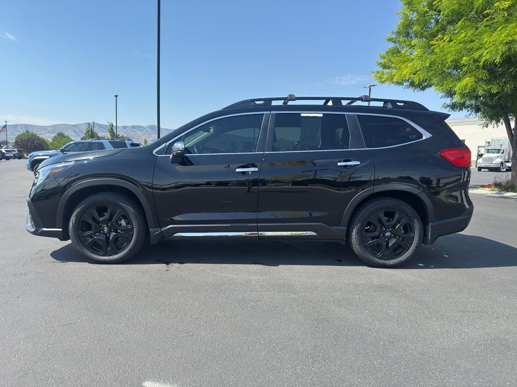 Used 2023 Subaru Ascent Touring AWD/4WD image 4