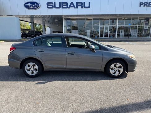 Used 2013 Honda Civic LX image 2