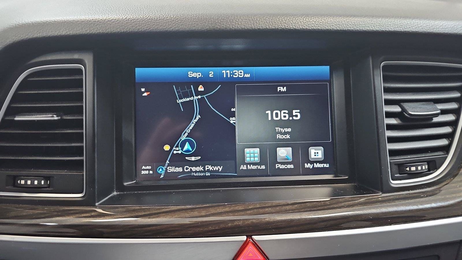Used 2017 Genesis G80 3.8 AWD/4WD image 16