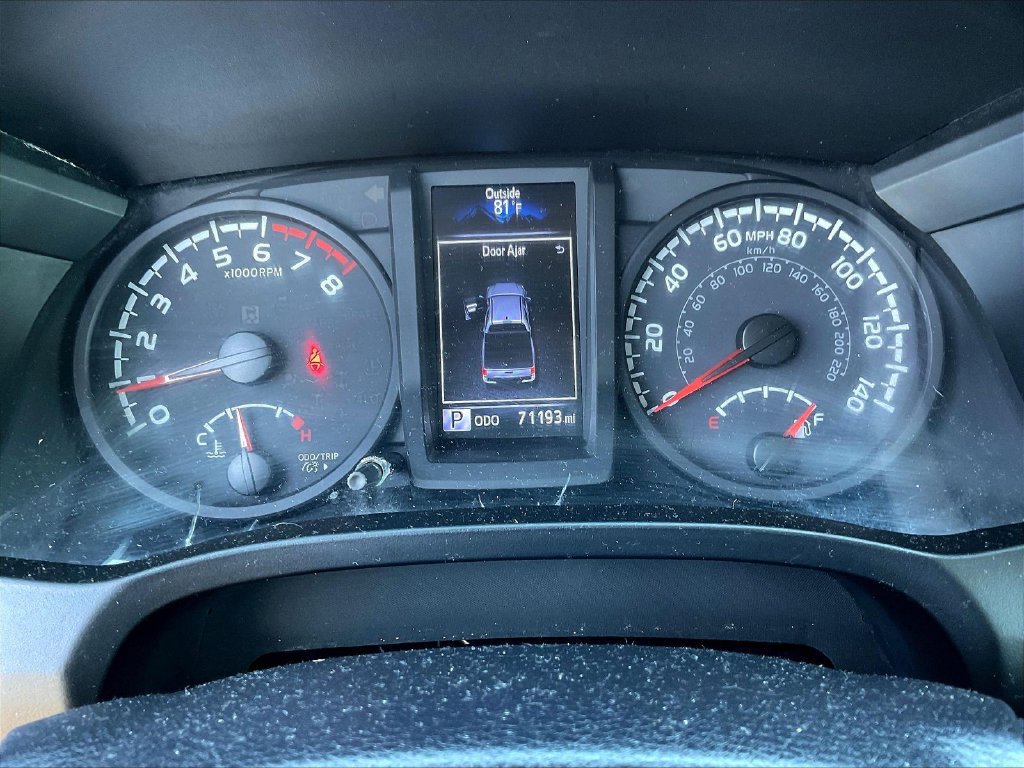 Used 2021 Toyota Tacoma SR AWD/4WD image 8