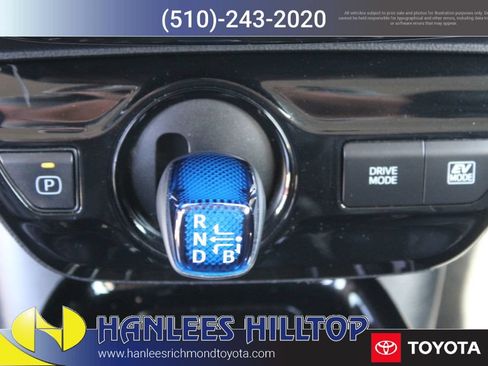 Used 2022 Toyota Prius XLE FWD image 21