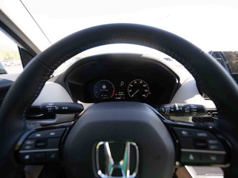 New 2026 Honda HR-V EX-L image 15