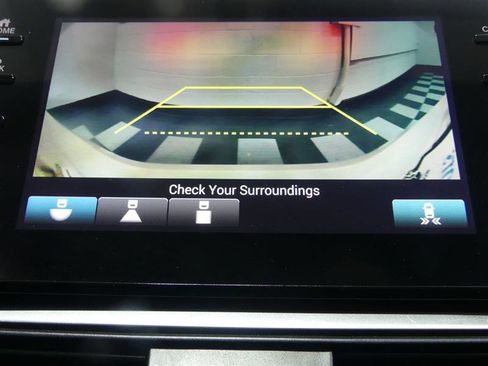 Used 2019 Honda Accord EX image 13