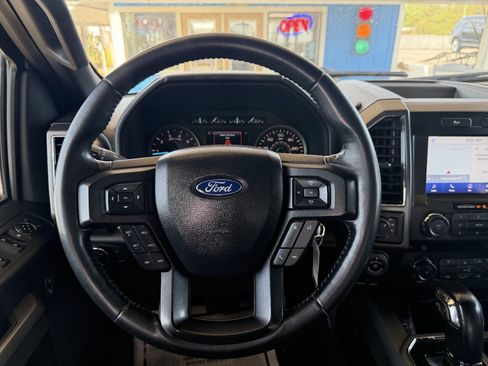Used 2020 Ford F150 XLT w/ Equipment Group 302A Luxury AWD/4WD image 23