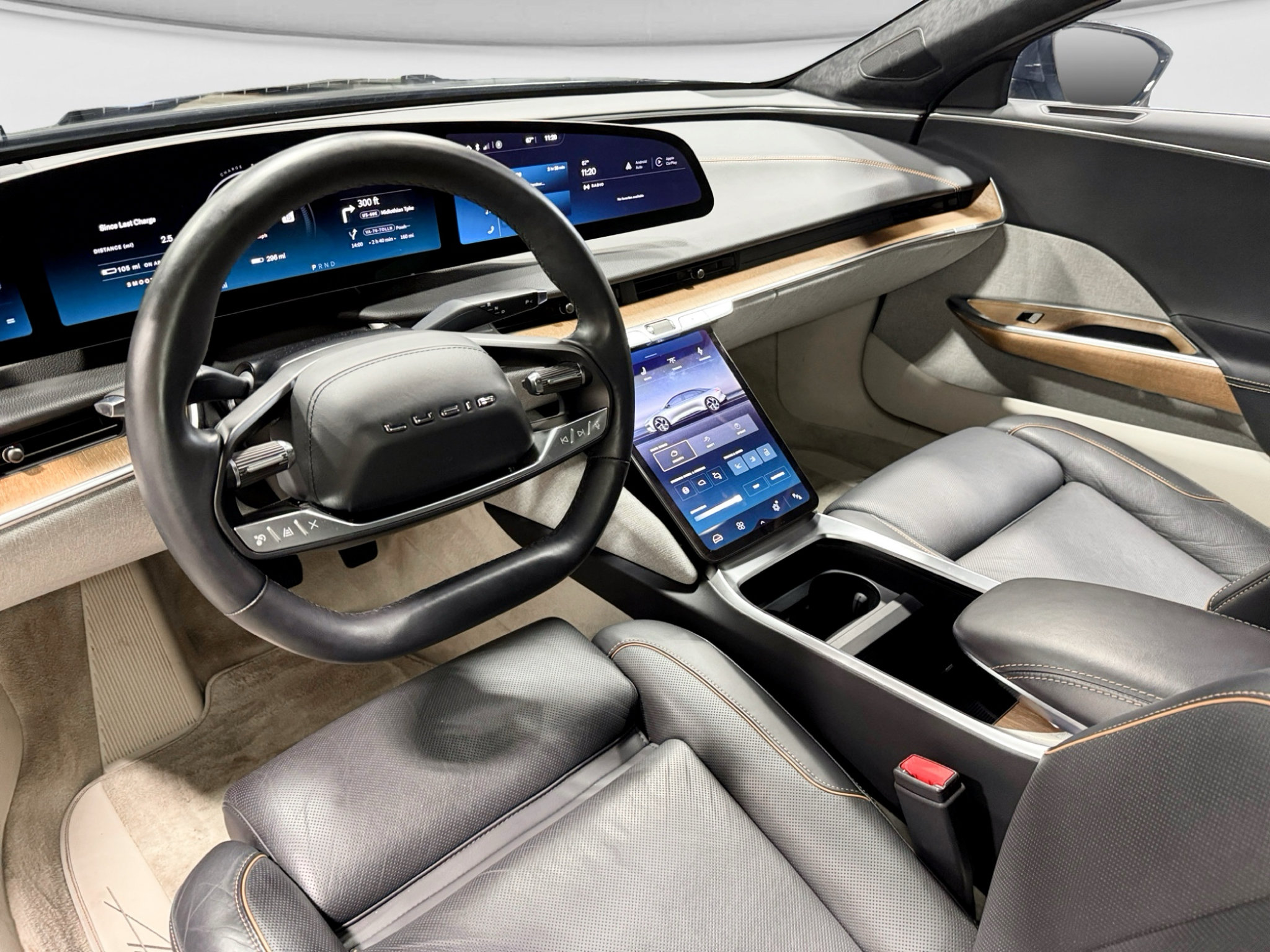 Used 2025 Lucid Air Touring AWD/4WD image 17