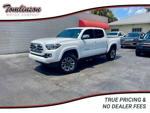 Used 2018 Toyota Tacoma Limited AWD/4WD image 1