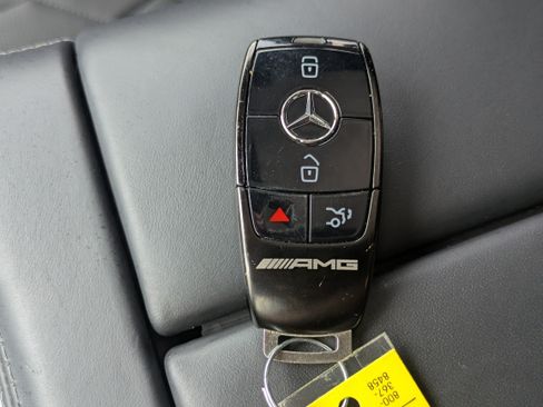Used 2024 Mercedes-Benz GLS 63 AMG 4MATIC image 30