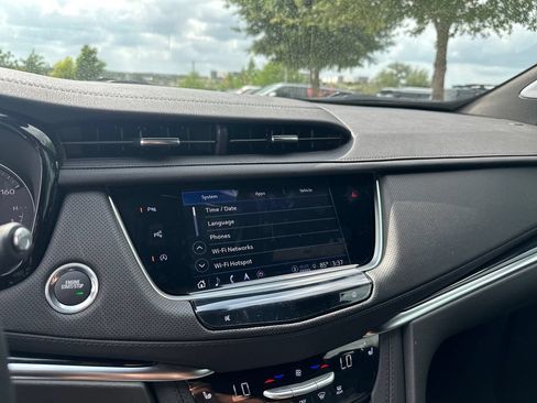 New 2026 Cadillac XT5 Premium Luxury w/ LPO, ONYX Package FWD image 38