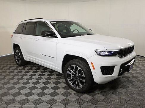 New 2025 Jeep Grand Cherokee Overland w/ Luxury Tech Group IV image 2