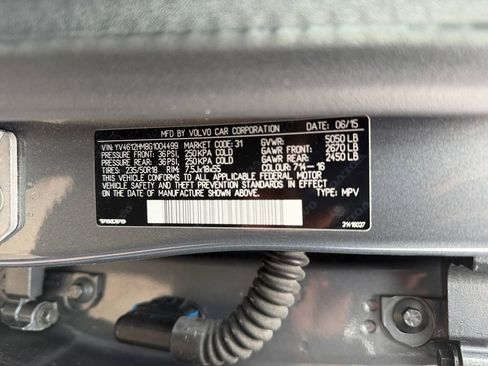 Used 2016 Volvo V60 T5 Cross Country Platinum image 28