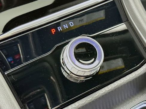 New 2025 Jeep Grand Cherokee Altitude image 17