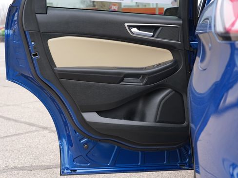 Used 2024 Ford Edge SEL w/ Convenience Package image 23