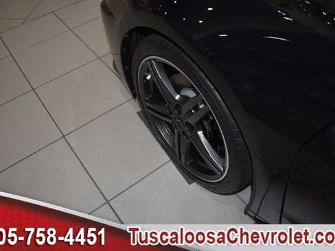 Used 2024 Chevrolet Corvette Stingray Preferred Cpe w/ Body-Color Dual Roof Package image 11