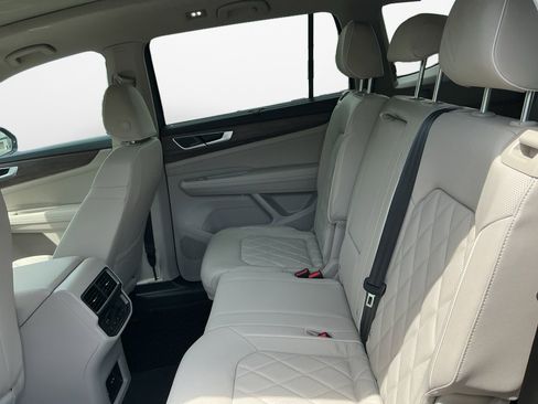 New 2026 Volkswagen Atlas SEL Premium R-Line AWD/4WD image 13