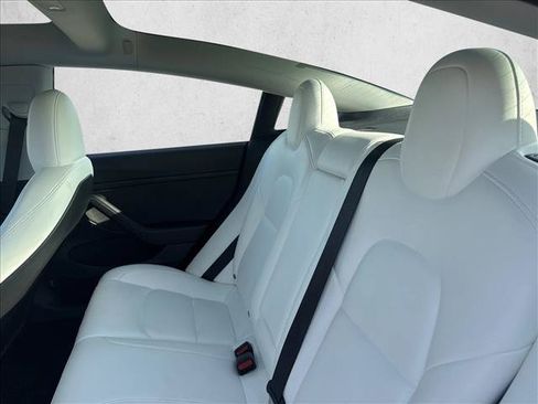 Used 2023 Tesla Model 3 Standard Range RWD image 16