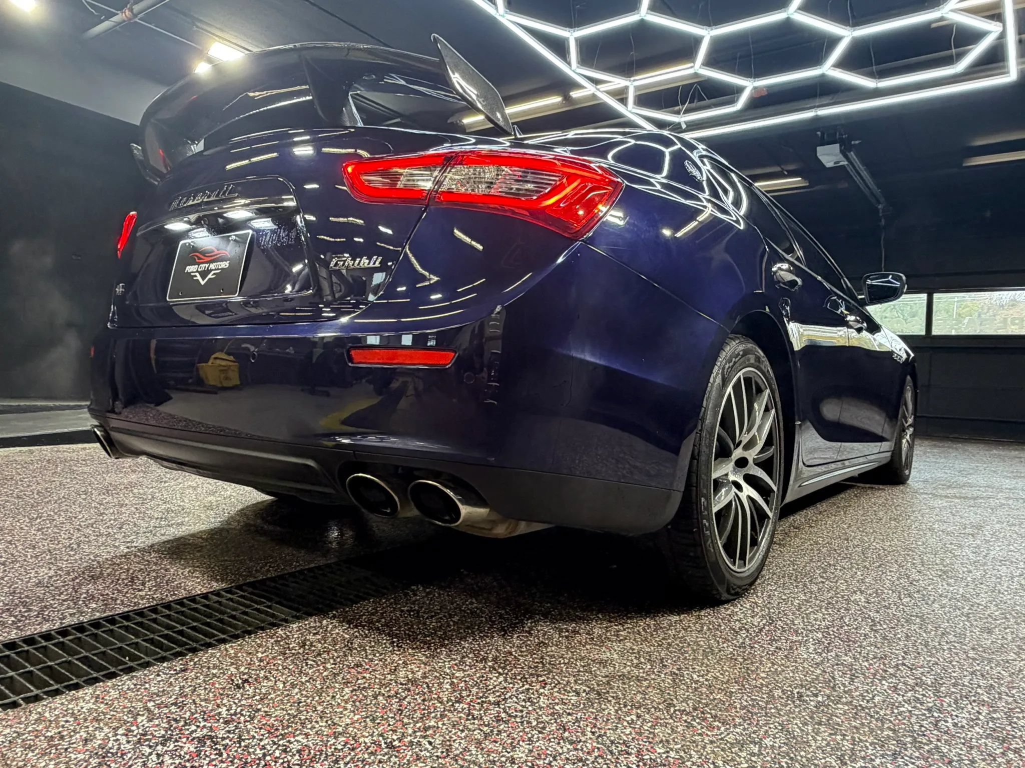 Used 2017 Maserati Ghibli S Q4 AWD/4WD image 10