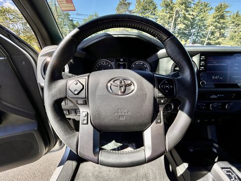 Used 2021 Toyota Tacoma TRD Off-Road image 26