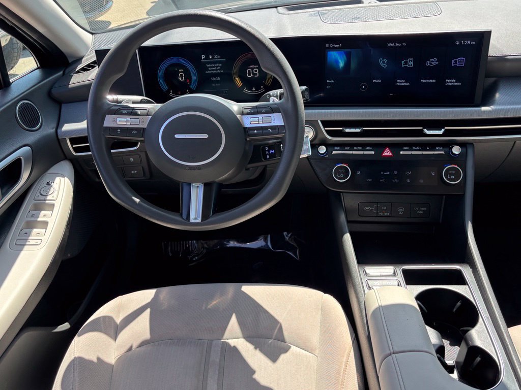 Used 2025 Hyundai Sonata SEL FWD image 14