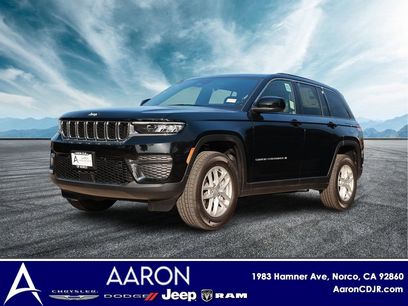 New 2025 Jeep Grand Cherokee Laredo X w/ Trailer Tow Package