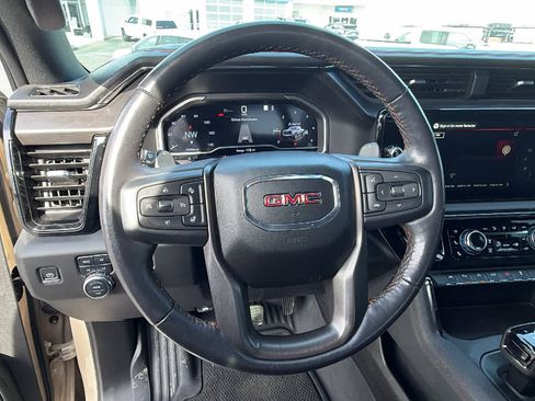 Used 2023 GMC Sierra 1500 AT4 image 17