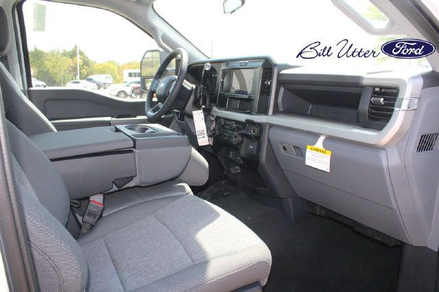 New 2027 Ford F250 XL w/ STX Appearance Package AWD/4WD image 8