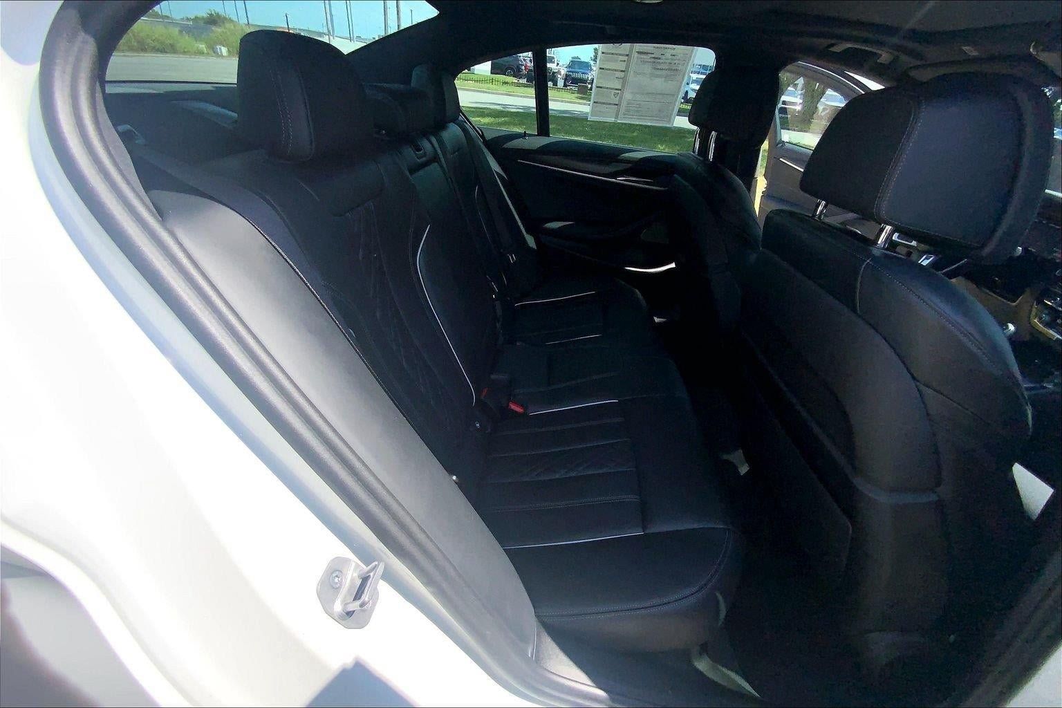 Used 2023 BMW M550i xDrive w/ Parking Assistance Package AWD/4WD image 24