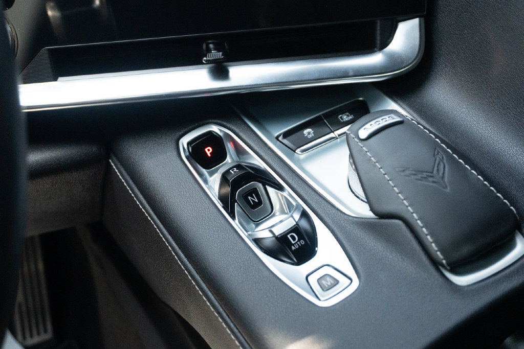 Used 2021 Chevrolet Corvette Stingray Preferred Cpe w/ Z51 Performance Package RWD image 31