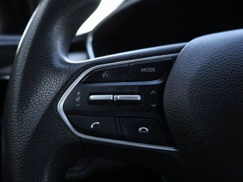 Used 2020 Hyundai Santa Fe SE image 26