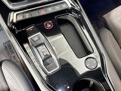 Used 2023 Audi e-tron GT Prestige w/ Prestige Package image 15