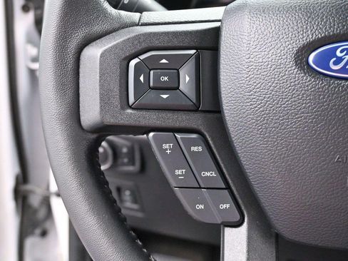 Used 2018 Ford F150 XLT w/ Equipment Group 302A Luxury AWD/4WD image 17