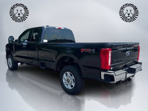 New 2026 Ford F250 XLT w/ FX4 Off-Road Package AWD/4WD image 7