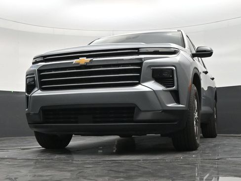 Used 2026 Chevrolet Traverse LT FWD image 26