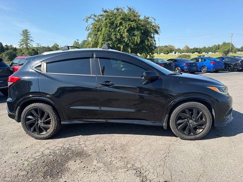 Used 2021 Honda HR-V Sport image 4