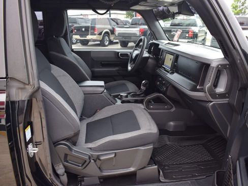Used 2023 Ford Bronco 2-Door w/ Sasquatch Package image 10