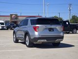 Used 2020 Ford Explorer XLT w/ Equipment Group 202A image 4