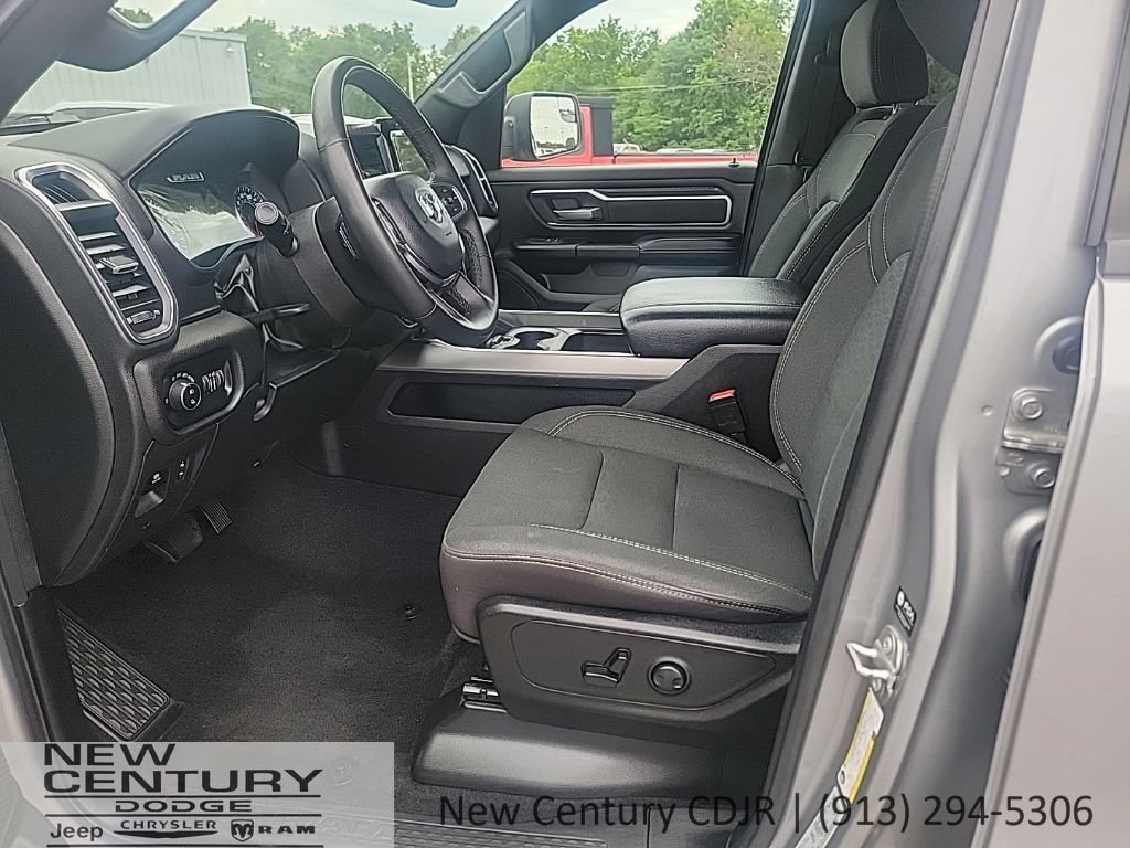Used 2025 RAM 1500 Big Horn AWD/4WD image 11