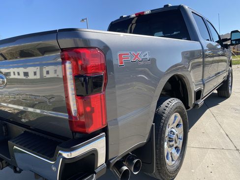 Used 2024 Ford F250 Lariat w/ Lariat Ultimate Package image 8