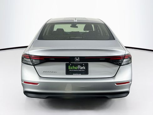Used 2023 Honda Accord LX image 7