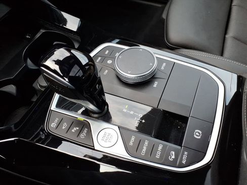 Used 2024 BMW X3 xDrive30i image 18