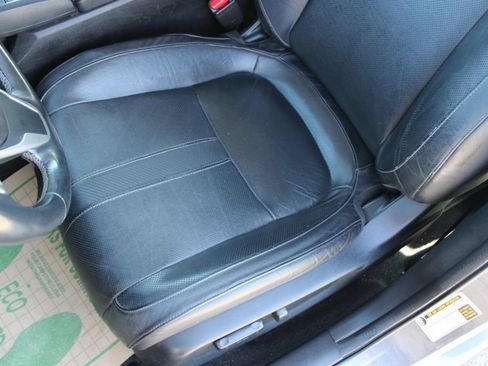 Used 2017 Honda Civic EX-L image 16