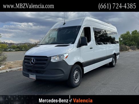 Used 2023 Mercedes-Benz Sprinter 2500 image 1