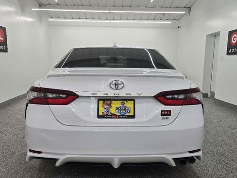 Used 2021 Toyota Camry SE FWD image 7
