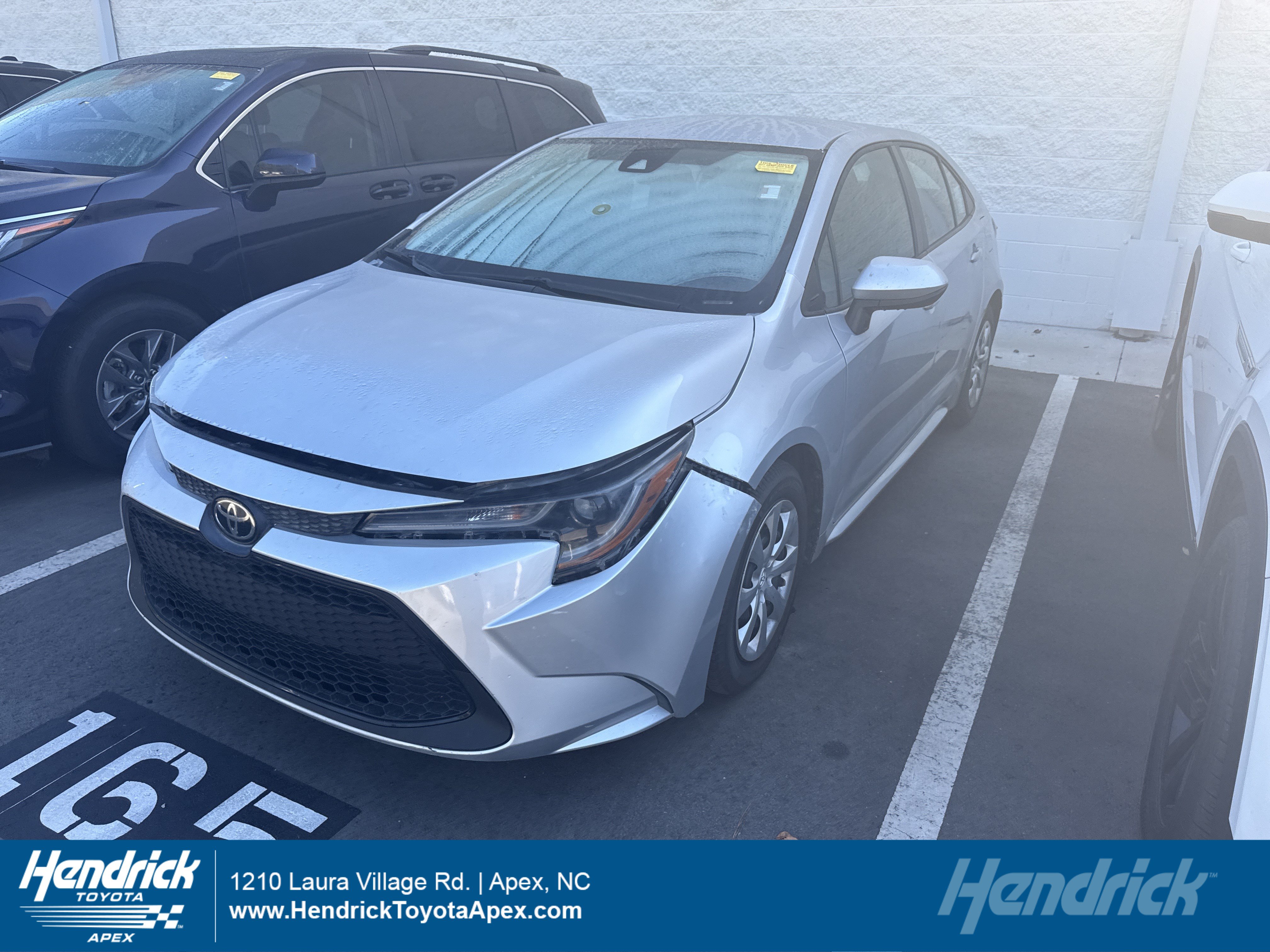 Used 2021 Toyota Corolla LE FWD image 1