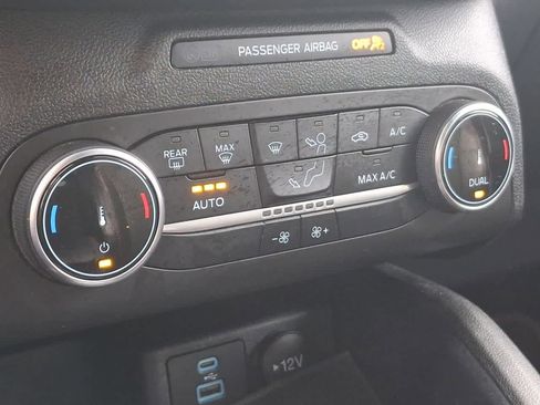 Certified 2023 Ford Escape ST-Line image 25